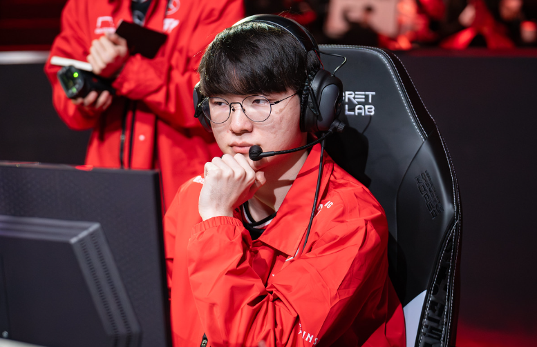 DWG不断突破!,Faker连续七场比赛得分超过大比分获胜赛场气氛高涨的简单介绍 DWG不断突破!,Faker连续七场比赛得分超过大比分获胜赛场气氛高涨的简单介绍