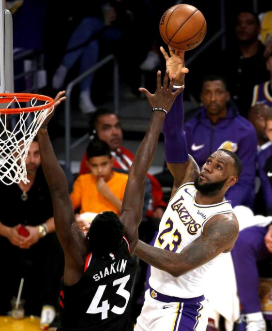 快船带队取胜！，莎拉波娃重要时刻战术调整气势如虹延续