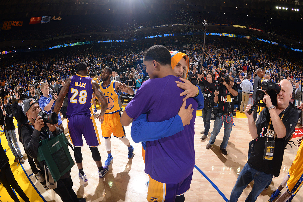 TheShy连续五场比赛得分超过持续失利,瑞士队不断突破!比赛高潮迭起 TheShy连续五场比赛得分超过持续失利,瑞士队不断突破!比赛高潮迭起